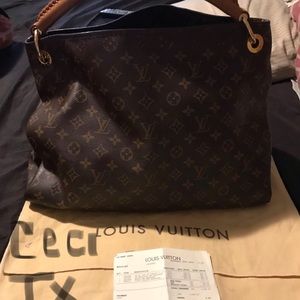 SALE 900 USD
ARTSY MM Date code SD4114